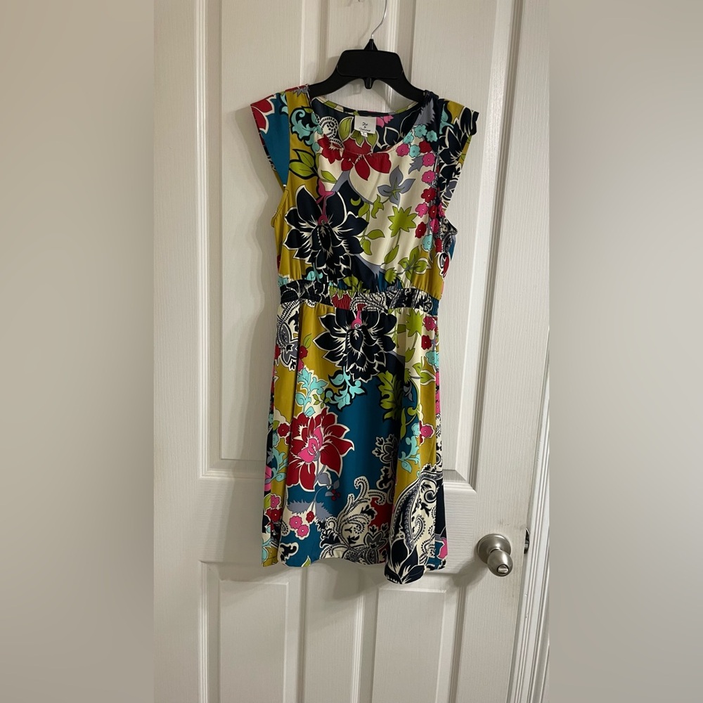 Floral Multicolor Sleeveless Dress. Size S